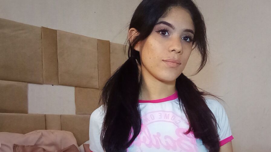 VIP Live Sex Chat with KimCarvalho