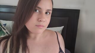 JadeEmerald webcam
