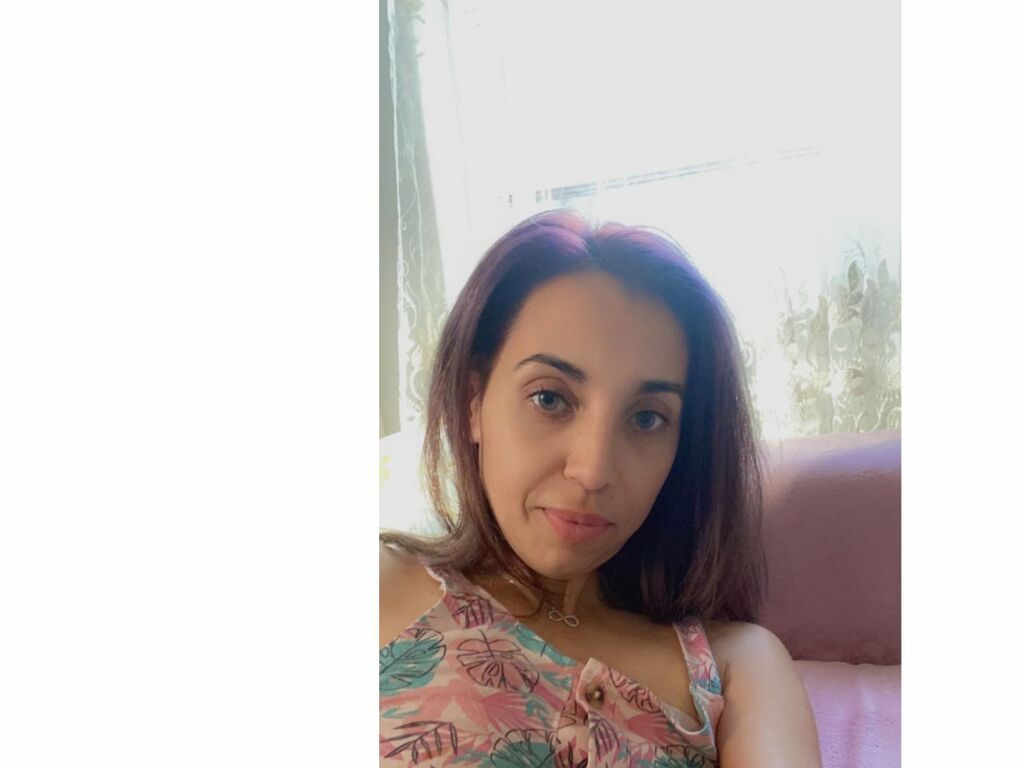 ClarraRight webcam show