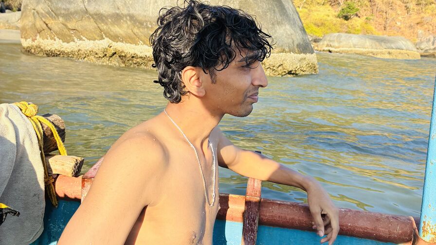 Discover KaranSmith on YoniPorn.com