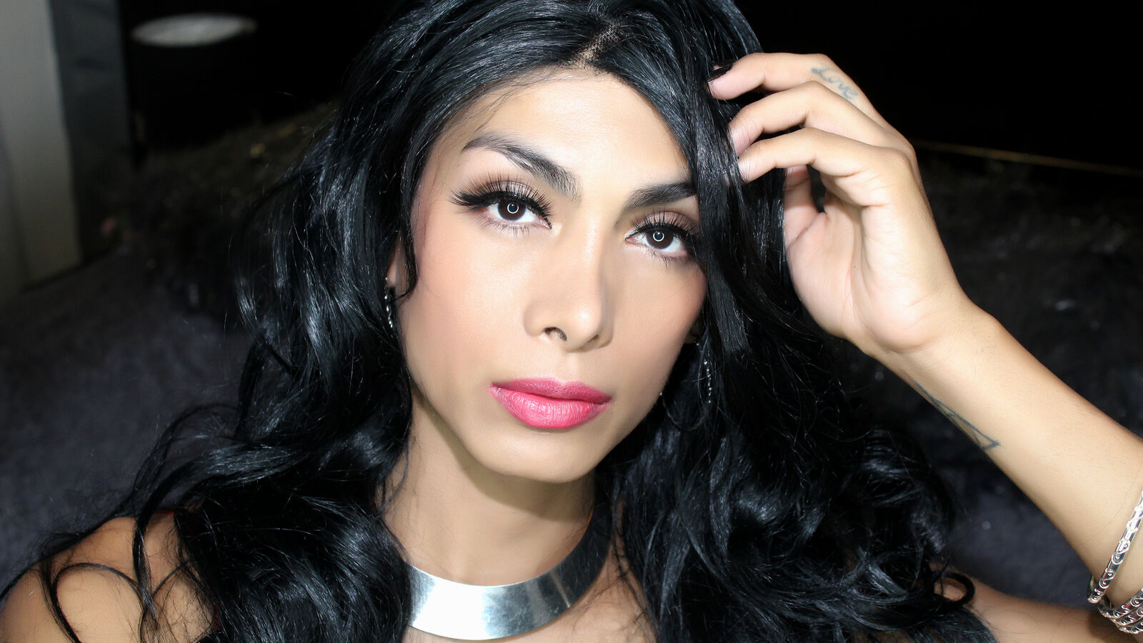 ViolettaGomez erotic portrait