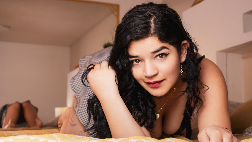 NaomiCotton live cam model at LiveJasmin