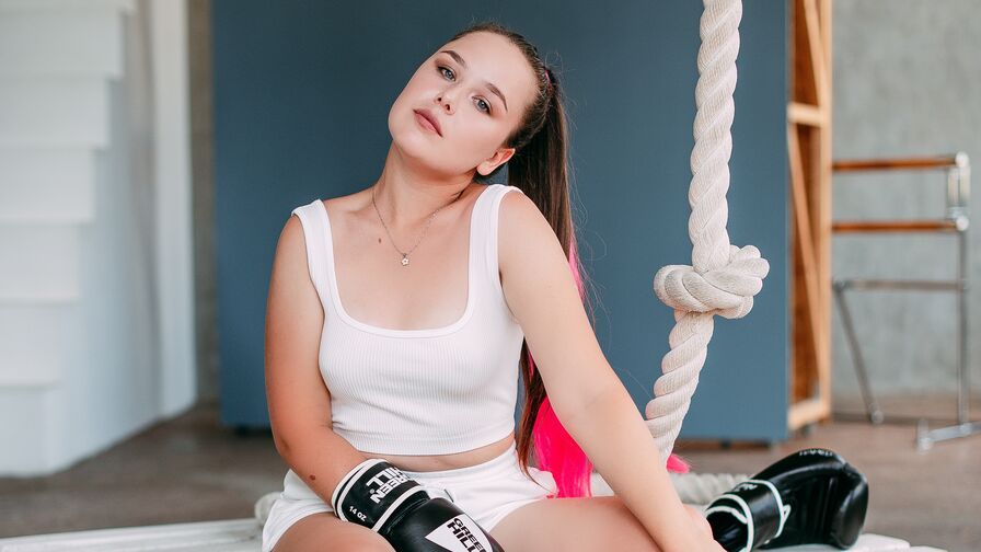 Free Live Sex Chat With MelissaGonzales