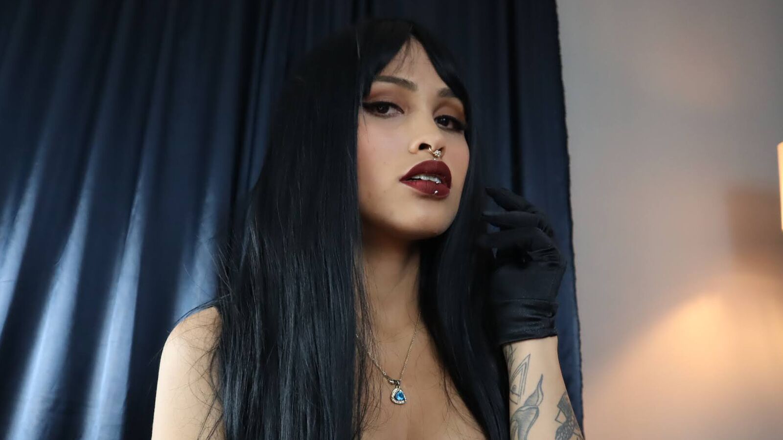 LanaDoux erotic portrait