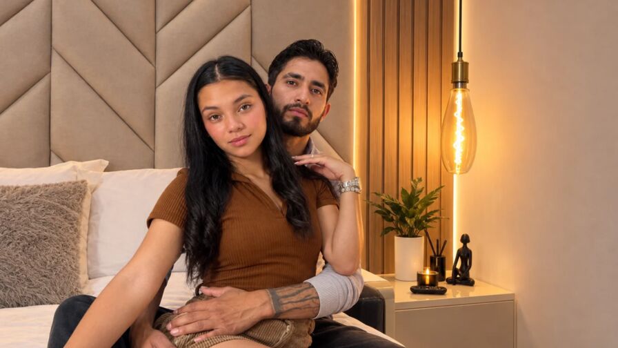 Watch DrakeandZoe live on Bodyboardeur