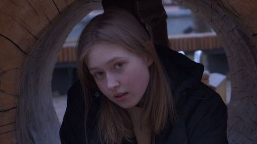 Watch  EvelinaMoorina live on LiveJasmin