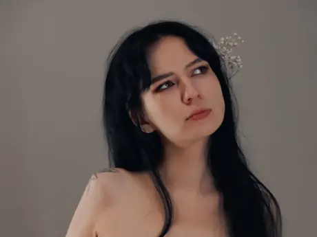 Chat with AlisseKen