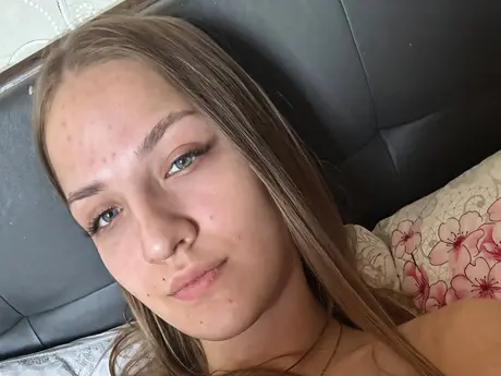 Chat with LunaVaibe