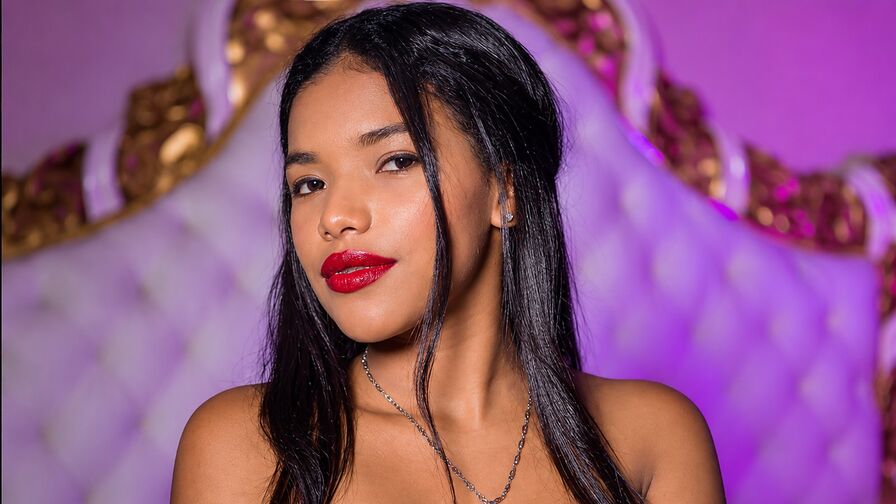 Discover DomBellarie VIP show