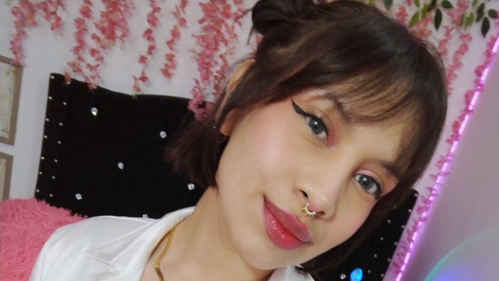 JennParkar live cam model at LiveJasmin