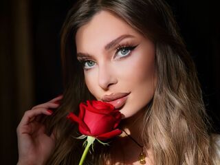Alessia age 31