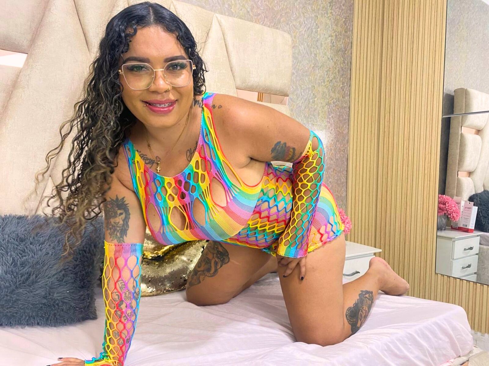 Live cam for SophiaSpenzer