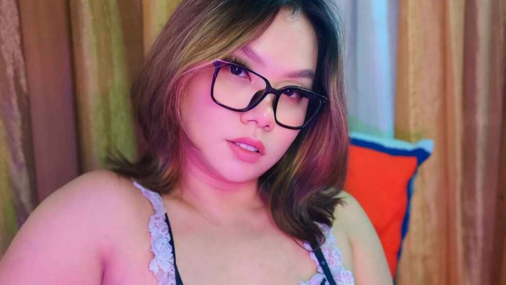 FoxyKeiko's profile from Jasmin at GirlsOfJasmin'