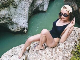 Webcam model CharloteAlen from LiveJasmin