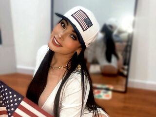 sexcam online AleskaRousseau