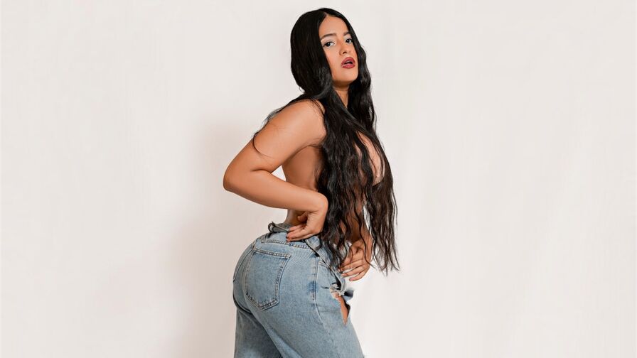 Discover NanyFox VIP show