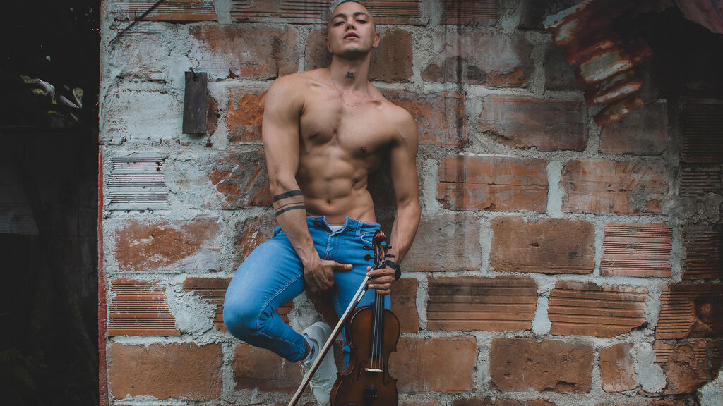 Sex chat gratuit in direct cu KenMcLean pe LiveJasmin