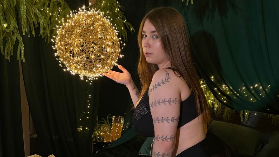 Live Sex Chat with EmilyStrommy