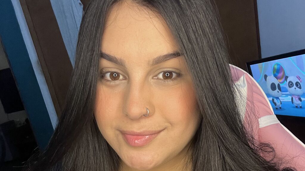 Yenilu online cam on GirlsOfJasmin