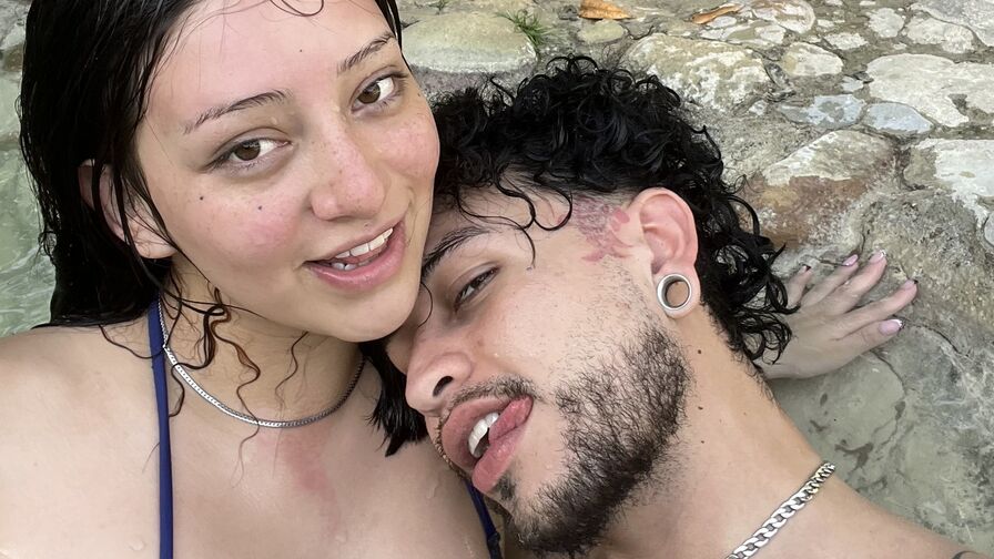 Free Live Sex Chat With TammyAndTommy