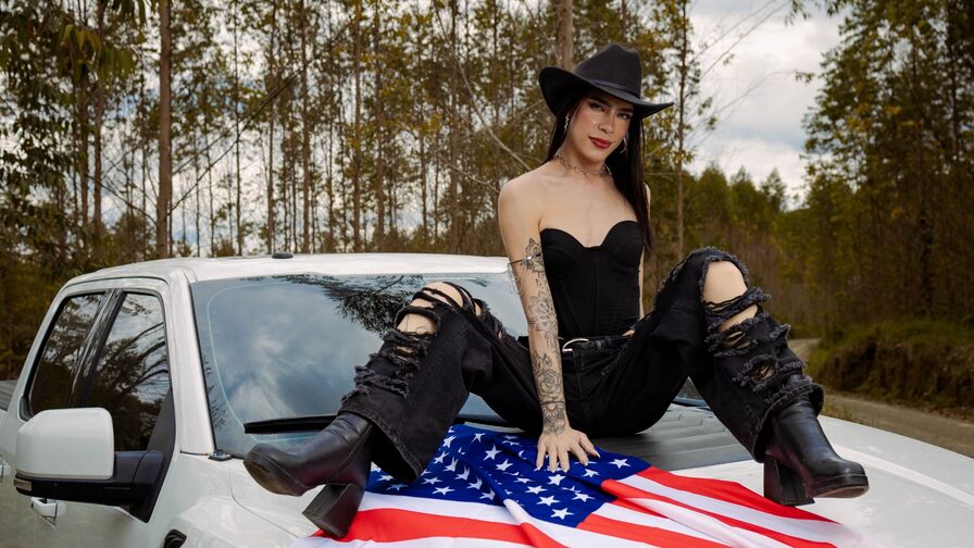 Watch AndreaHolbrook live on Hotmaturetubes