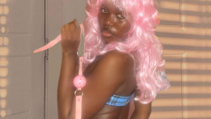 Watch BerriSpak live on shemalefreeporn.net
