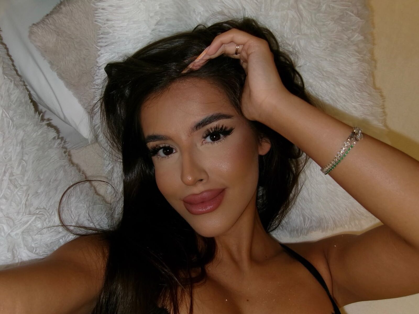 Live cam for Amanda