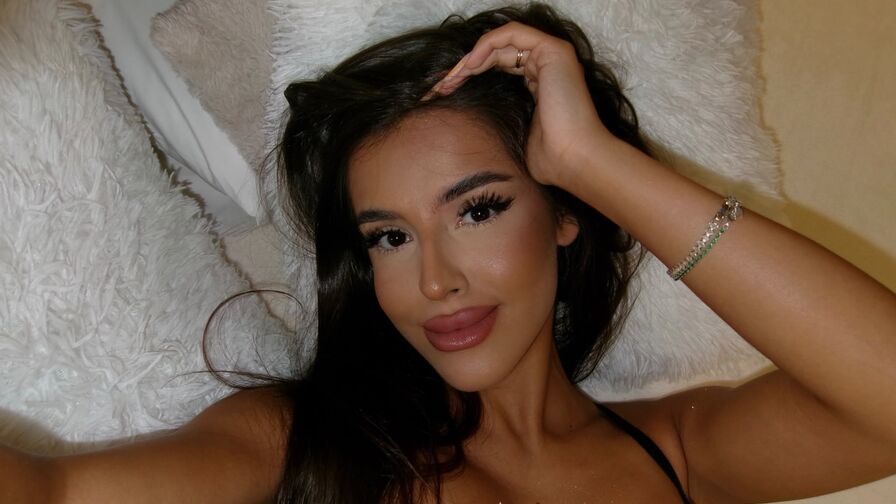 Watch Amanda live on shemalefreeporn.net