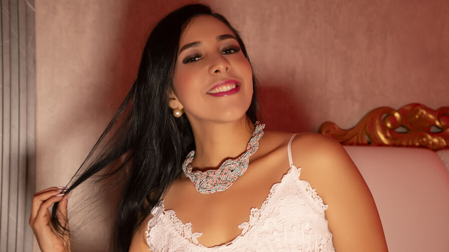 Watch KattyRivera live on Widestreams
