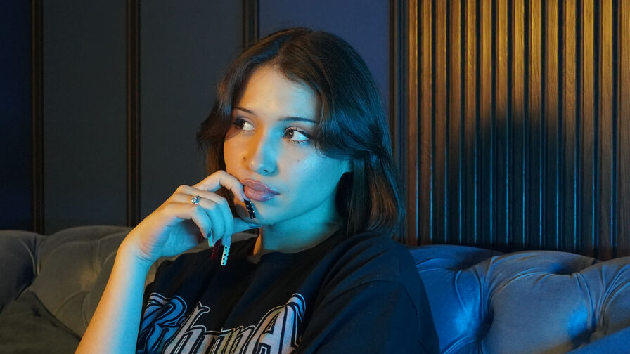 Live Sex Chat with ElizaBarner