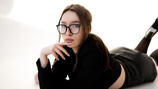 Free Nude DanielleHallock