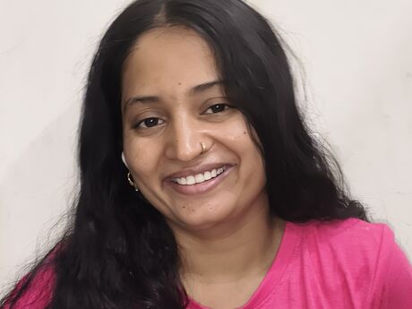 Chat with AkanshaChaudary