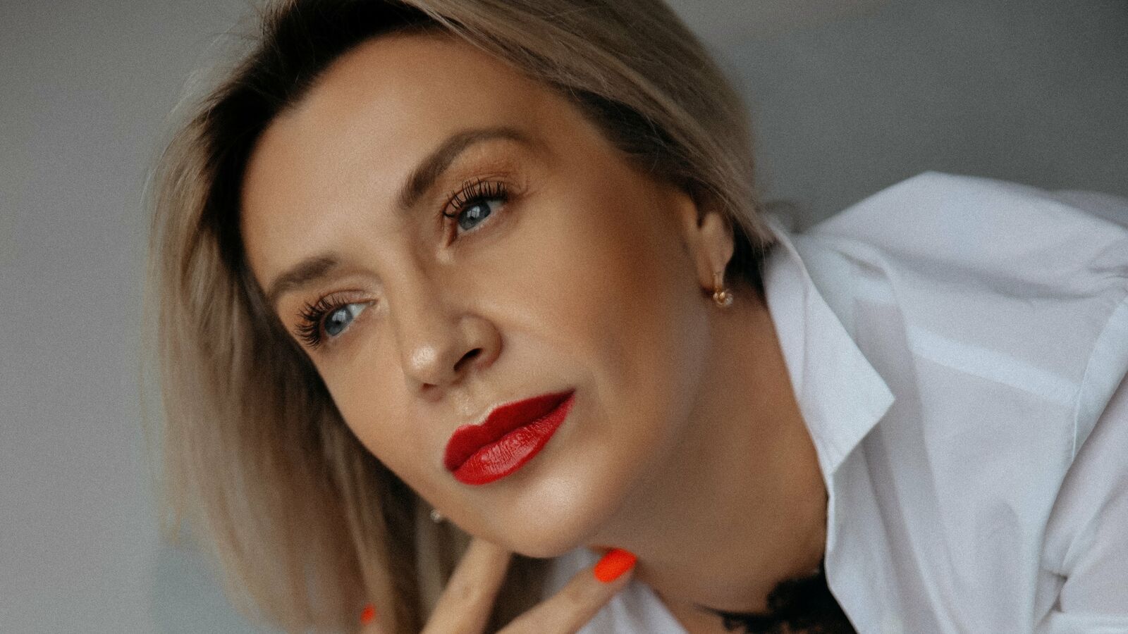 SandraAlissa glamour portrait