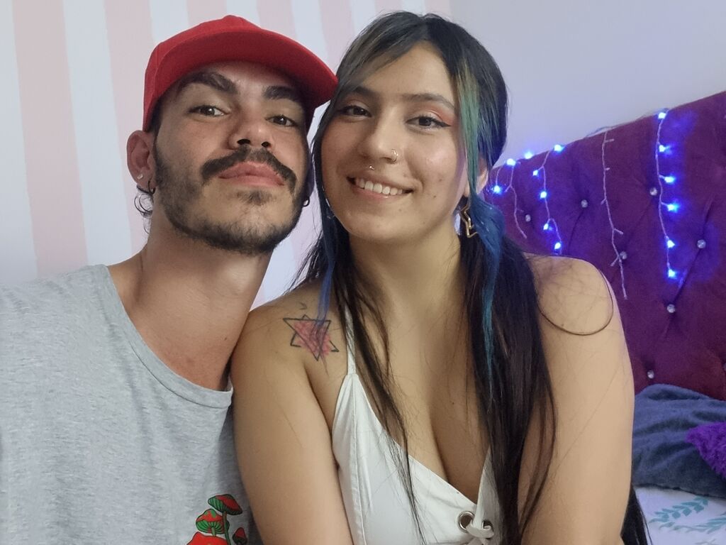 AngelaandJuan's live cam