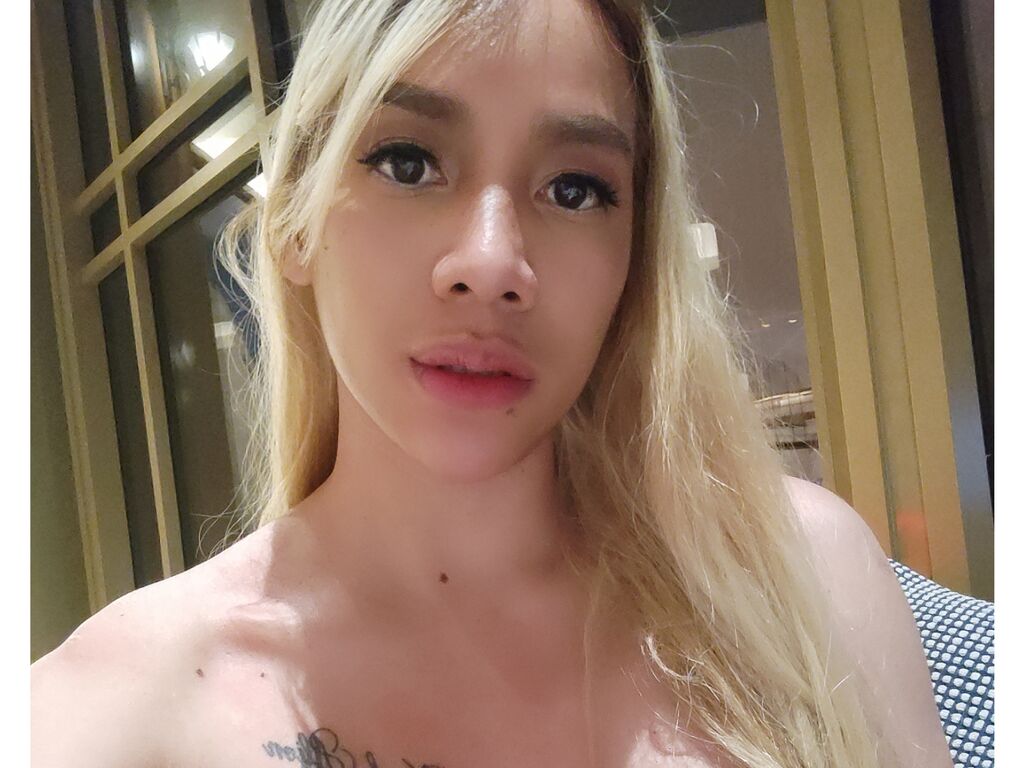 CassyThompson Profile Image