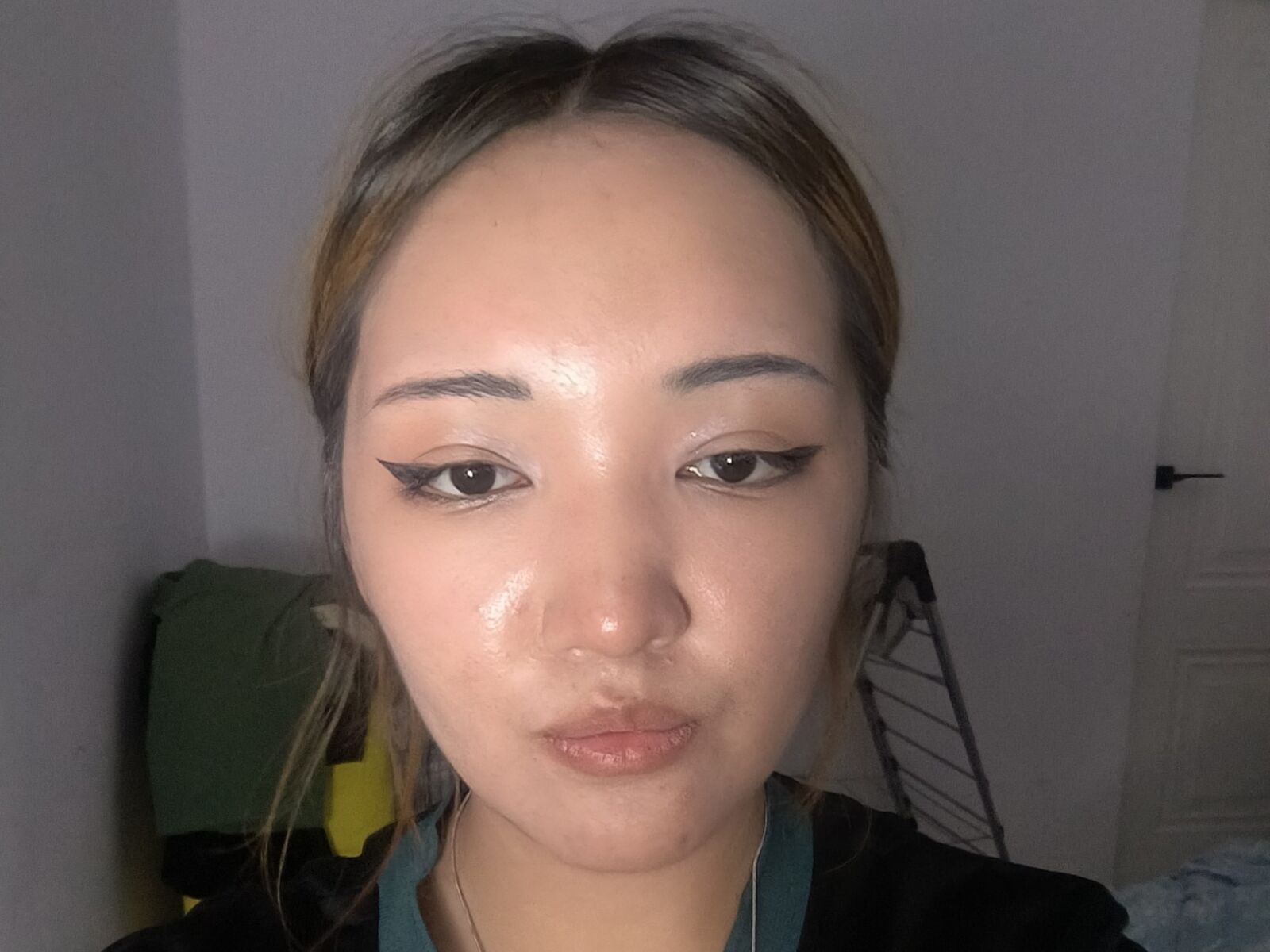 Live cam for MiaChinessa