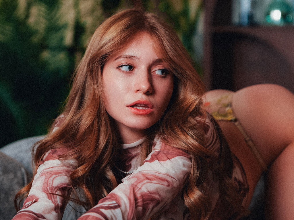 TianaTinn – webcam model profile photo