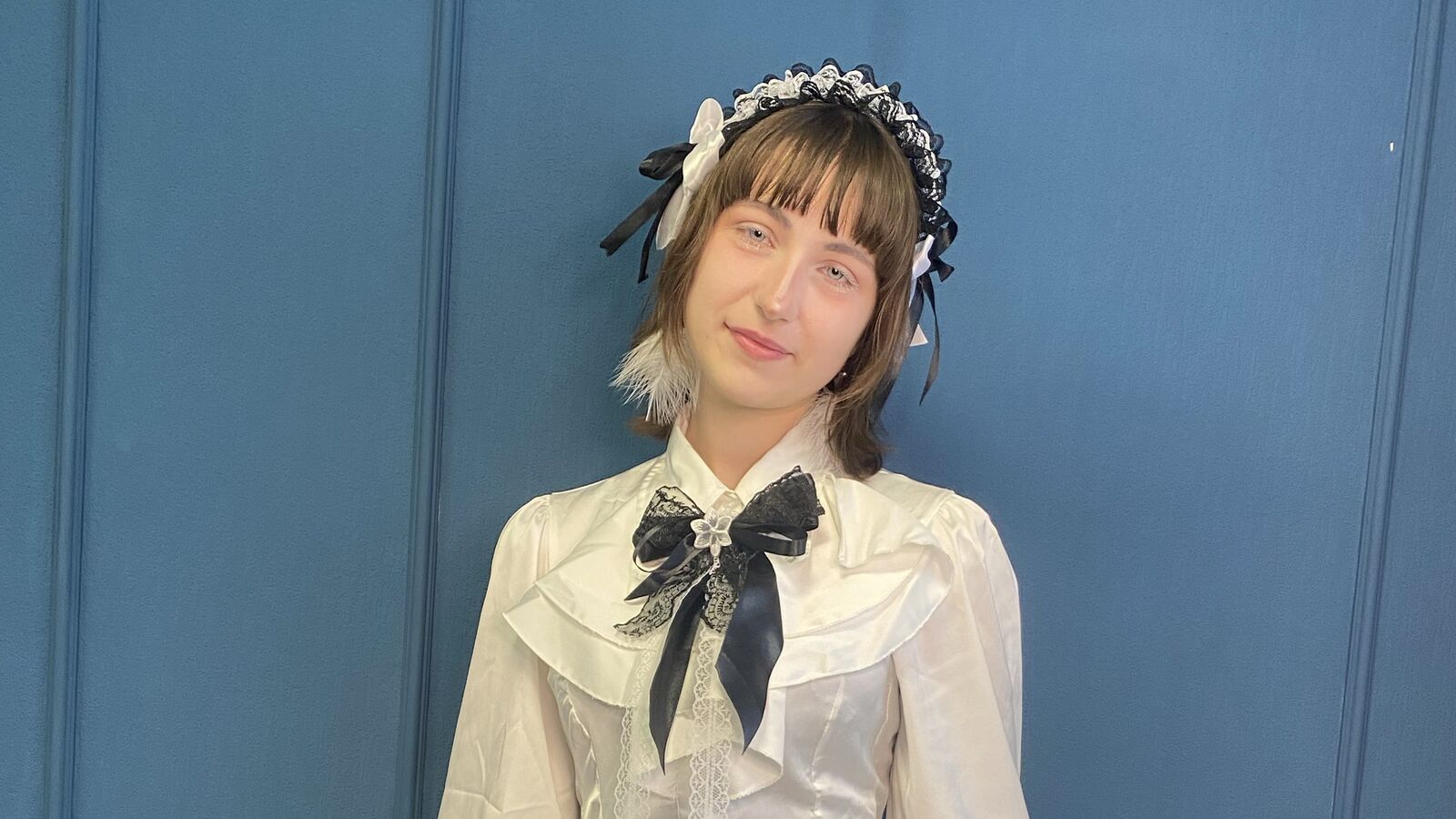 EllaGowen glamour portrait