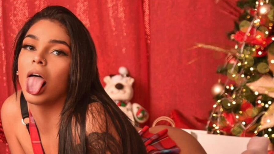 Watch SabrinaHadders live on Live Cam Index
