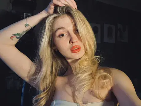 Chat with LilithTreasure