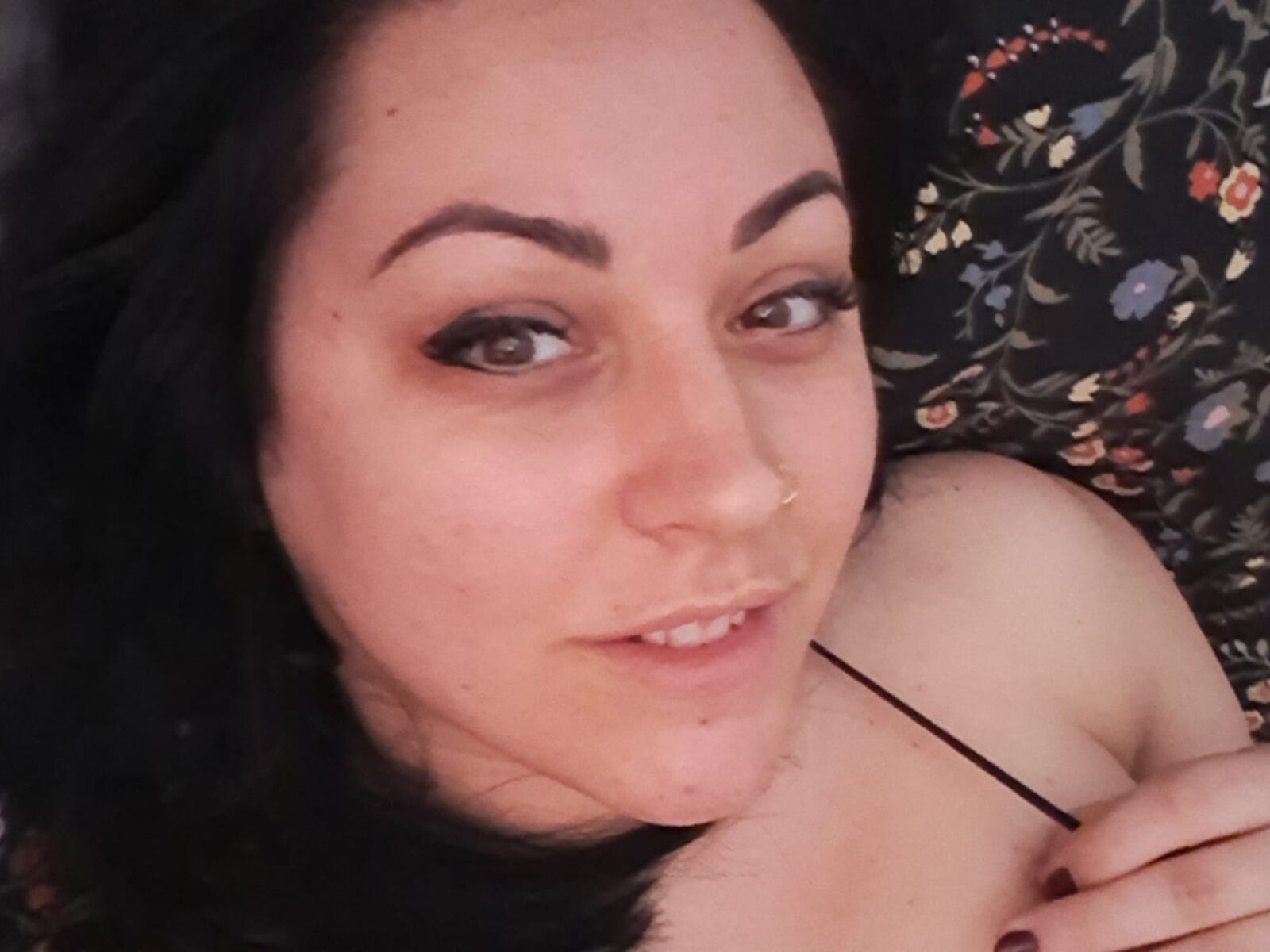 Live cam for ZoraNoir