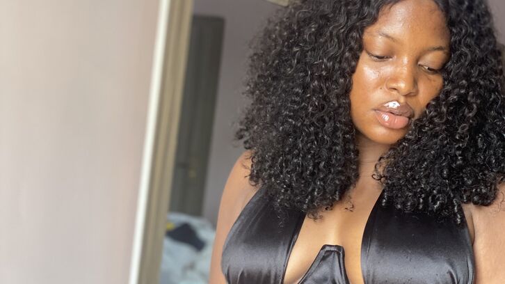 BettyUni live webcam show