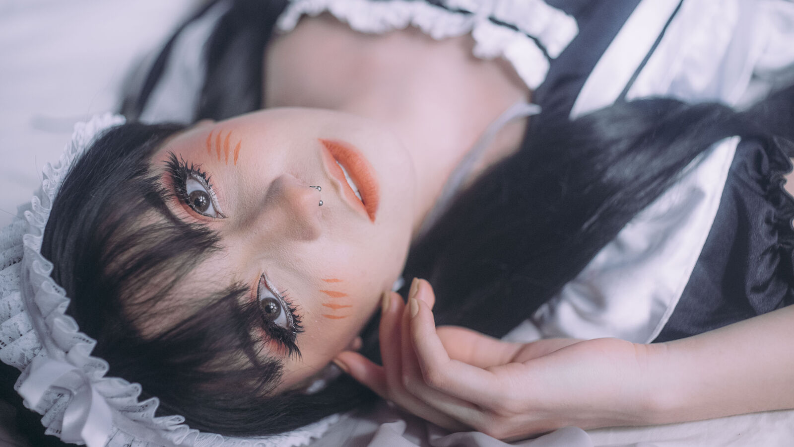 VictoriaBanana glamour portrait