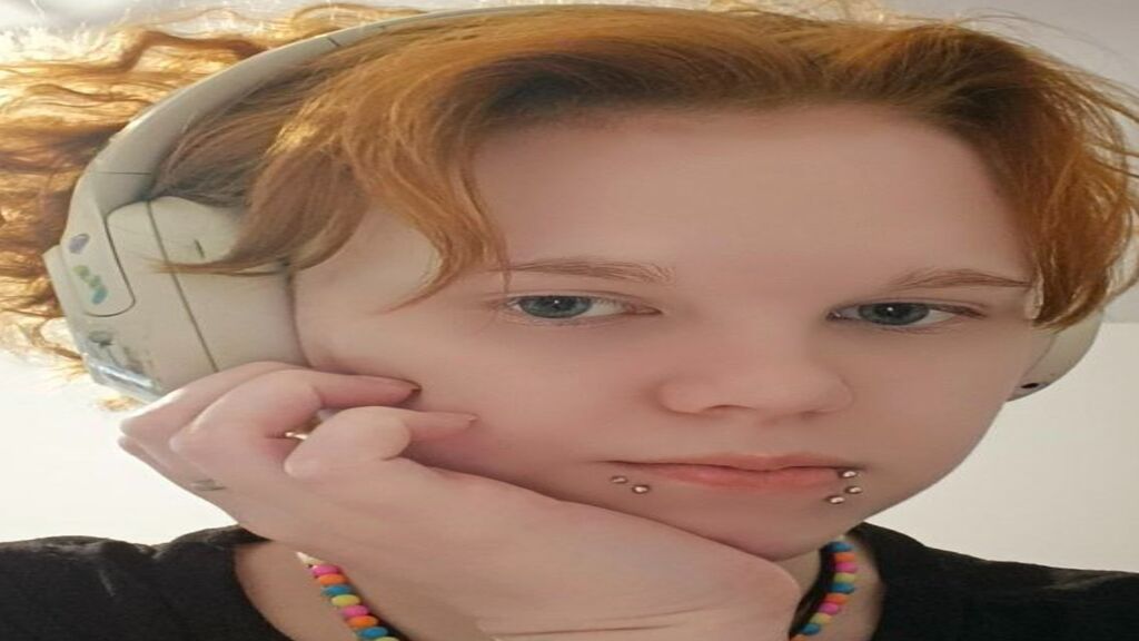 Watch EvalynTouch from LiveJasmin on GirlsOfJasmin