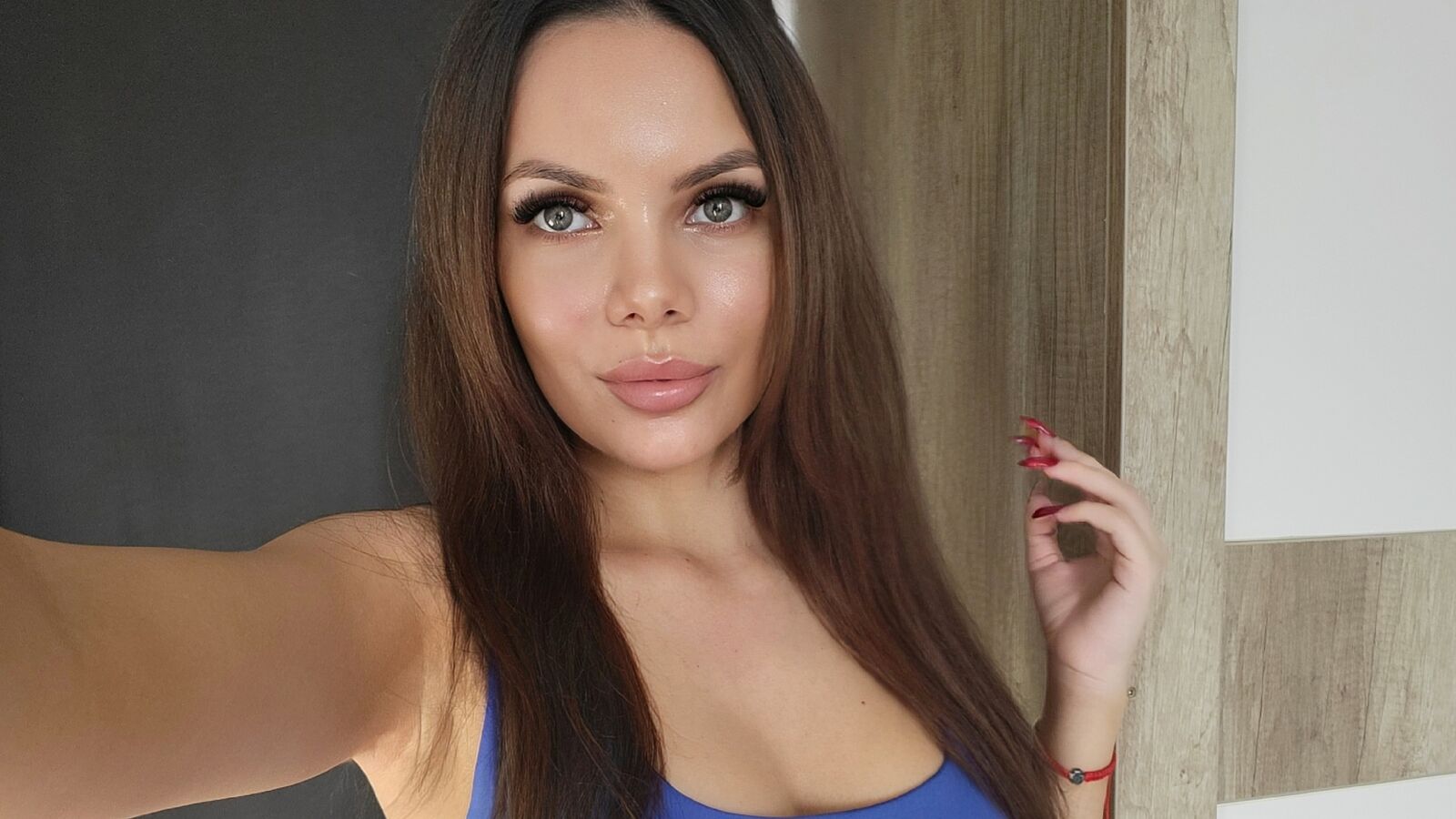 VictoriaMinha erotic portrait