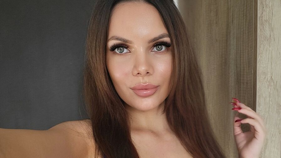 Watch VictoriaMinha live on shemalefreeporn.net