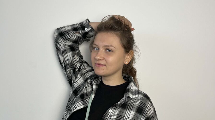 PaulinaFemrite live cam model on MistressWorld