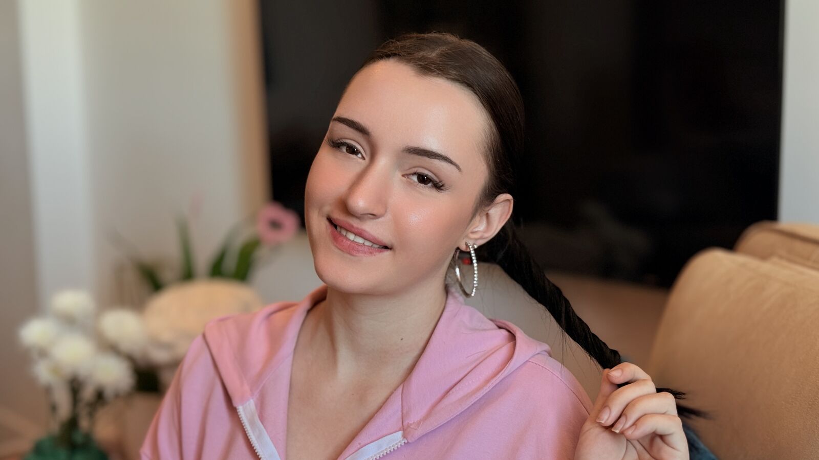 RosalieRoux glamour portrait