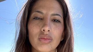 CarisimaVictoria webcam