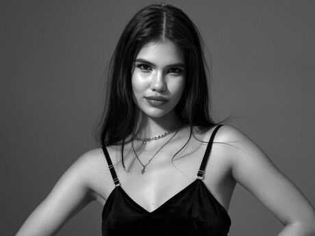 Chat with CelesteHamils